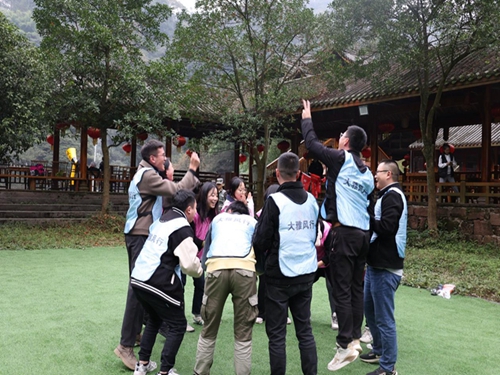 l(f)չ˾ľF(tun)Y(ji)^l(f)չ˾_չ(hu)(dng)